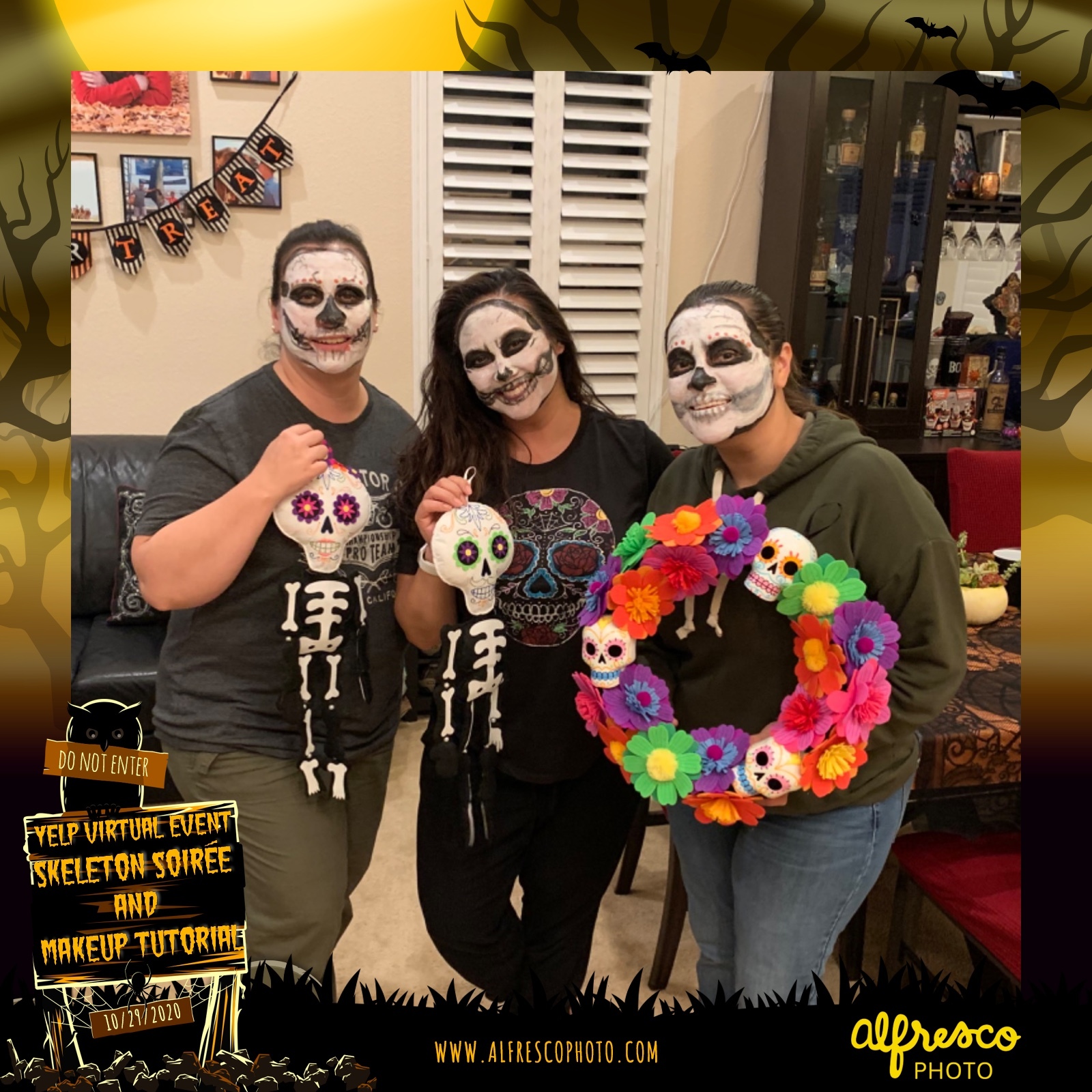 Yelp Skeleton Makeup Tutorial | View more photos from the event at events.alfrescophoto.com/u/AlfrescoPhoto/Yelp-Skeleton-Makeup-Tutorial